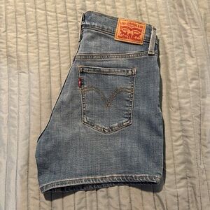 Levi mid length shorts